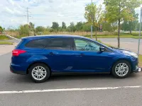 Gebraucht Ford Focus 125 PS (91 kW) 2015 Blau Kombi
