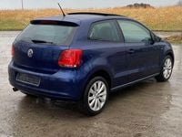 Gebraucht VW Polo 105 PS (77 kW) 2013 Blau Kleinwagen