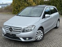 Gebraucht Mercedes B180 122 PS (89 kW) 2012 Silber Van / Kleinbus