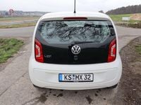 Gebraucht VW up! 60 PS (44 kW) 2014 Weiß Kleinwagen