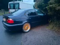Gebraucht BMW 325 M Sport 192 PS (141 kW) 2002 Blau Limousine
