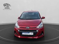 Gebraucht Hyundai i10 Style 87 PS (63 kW) 2017 Rot Kleinwagen