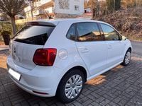 Gebraucht VW Polo 75 PS (55 kW) 2015 Weiß Kleinwagen