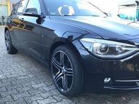 Gebraucht BMW 118 Sport Line 143 PS (105 kW) 2014 Schwarz Kleinwagen
