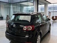 Gebraucht VW Golf VI Style 105 PS (77 kW) 2011 Schwarz Kleinwagen