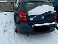 Gebraucht BMW 116 116 PS (85 kW) 2011 Blau Kleinwagen