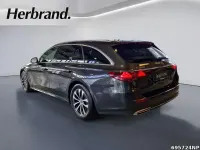 Gebraucht Mercedes E200 Avantgarde 360 PS (264 kW) 2024 Metalliclack graphitgrau Kombi