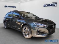 Neu Hyundai i30 Advantage 101 PS (74 kW) 2025 Cypress green Kombi