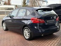 Gebraucht BMW 218 Advantage 150 PS (110 kW) 2017 Imperialblau brillanteffekt me Van / Kleinbus