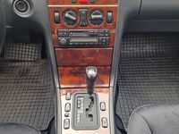 Gebraucht Mercedes E240 170 PS (125 kW) 1988 Limousine