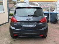 Gebraucht Kia Venga 90 PS (66 kW) 2016 (e5b) dark gun Kleinwagen