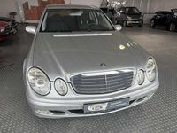 Gebraucht Mercedes E200 163 PS (119 kW) 2002 Silber Limousine