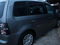 Gebraucht VW Touran Freestyle 140 PS (102 kW) 2010 Grau Van / Kleinbus