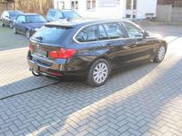 Gebraucht BMW 320 184 PS (135 kW) 2015 Black sapphire metallic Kombi