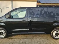 Używany Opel Vivaro 144 KM (105 kW) 2025 Czarny Minivan