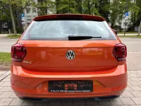 Gebraucht VW Polo Comfortline 75 PS (55 kW) 2018 Energetic orange metallic Kleinwagen