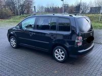 Gebraucht VW Touran Freestyle 140 PS (102 kW) 2010 Schwarz Van / Kleinbus