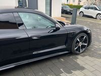 gebraucht Porsche Taycan - -