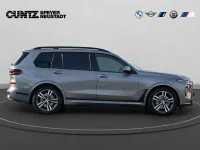 Gebraucht BMW X7 M Sport 340 PS (250 kW) 2025 Skyscraper grau SUV