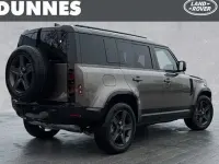 Gebraucht Land Rover Defender SE Dynamic 300 PS (220 kW) 2025 Braun SUV
