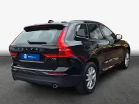 Gebraucht Volvo XC60 Momentum 150 PS (110 kW) 2019 Onyx schwarzmetallic SUV