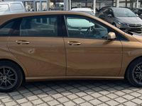 Gebraucht Mercedes B200 136 PS (100 kW) 2012 Beige Van / Kleinbus