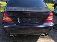 Gebraucht Mercedes C320 214 PS (157 kW) 2001 Violet Limousine