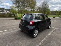 Gebraucht Smart ForFour Basis 90 PS (66 kW) 2017 Schwarz Kleinwagen