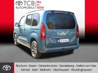 Gebraucht Toyota Proace Verso Basis 131 PS (96 kW) 2024 Grün Kombi