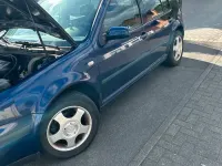 Gebraucht VW Golf IV 75 PS (55 kW) 2002 Blau Limousine