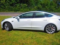 Second-hand Tesla Model 3 350 kW (476 CP) 2019 Alb Berlinǎ