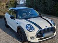 Gebraucht Mini Cooper 136 PS (100 kW) 2019 Weiß Kleinwagen