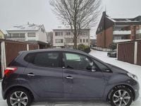 Gebraucht Hyundai ix20 Passion 90 PS (66 kW) 2016 Grau Kleinwagen