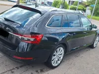 Gebraucht Skoda Superb Style 150 PS (110 kW) 2023 Schwarz Kombi