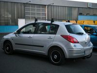 Gebraucht Nissan Tiida 110 PS (80 kW) 2009 Silber Kleinwagen