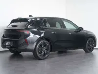Gebraucht Opel Astra 131 PS (96 kW) 2024 Schwarz Kleinwagen