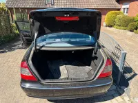 Second-hand Mercedes E300 211 CP (155 kW) 2008 Albastru Berlinǎ