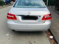 Gebraucht Mercedes E200 Avantgarde 184 PS (135 kW) 2011 Silber Limousine