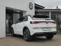 Gebraucht VW T-Roc R-line 150 PS (110 kW) 2025 Weiß SUV