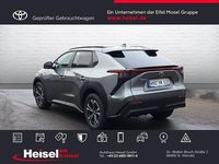Gebraucht Toyota bZ4X Team 150 kW (204 PS) 2024 Palladiumsilber metallic SUV