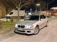 Second-hand BMW 325 192 CP (141 kW) 2004 Argintiu Berlinǎ