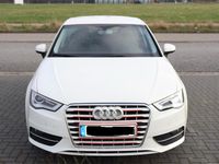 Gebraucht Audi A3 110 PS (80 kW) 2015 Weiß Limousine