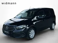 Gebraucht Mercedes T180 Progressive 116 PS (85 kW) 2023 Schwarz Van / Kleinbus