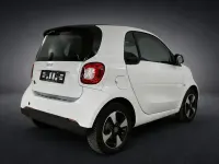 Gebraucht Smart ForTwo Electric Drive Passion 60 kW (82 PS) 2021 Weiß Coupé