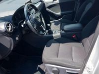 Gebraucht Mercedes B180 122 PS (89 kW) 2014 Polarsilber  metalliclack Van / Kleinbus