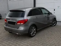 Gebraucht Mercedes B200 136 PS (100 kW) 2016 Grau Kleinwagen