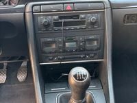 Gebraucht Audi A4 102 PS (75 kW) 2001 Schwarz Limousine