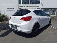 Gebraucht Opel Astra 120 PS (88 kW) 2014 Schneeweiss/summitwhite/arctic Kleinwagen