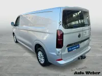 Gebraucht VW T7 150 PS (110 kW) 2025 Grau Van