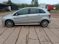Gebraucht Mercedes B170 116 PS (85 kW) 2006 Silber Van / Kleinbus